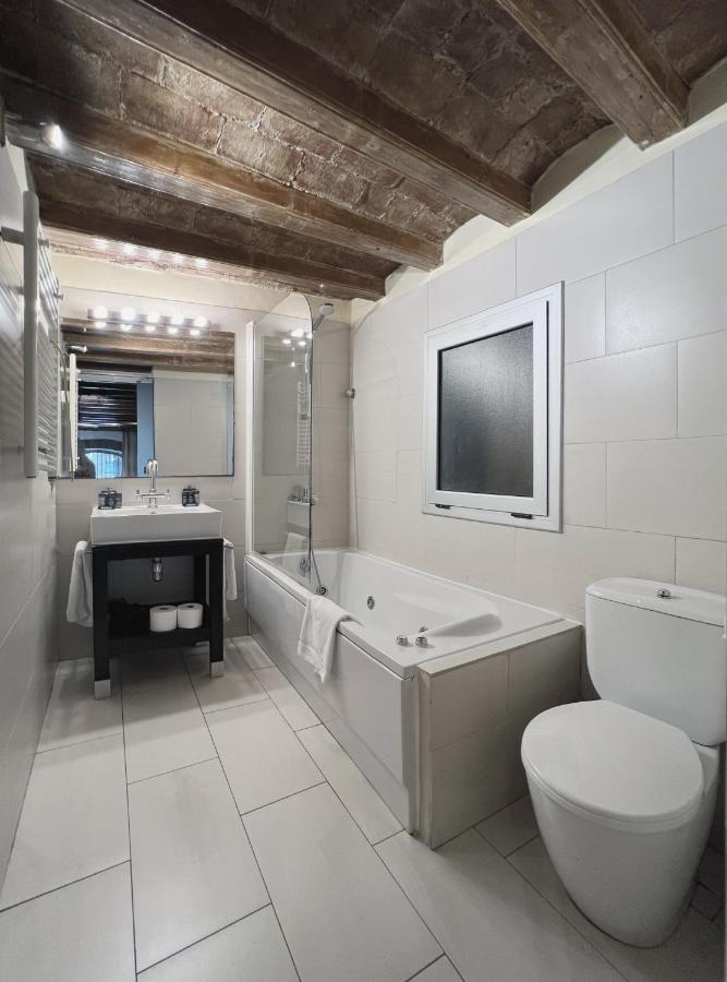 Stay U-Nique Apartments Placa Universitat Barcelona Zewnętrze zdjęcie